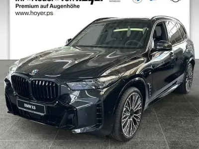 Neu BMW X5 Comfort Edition 352 PS (258 kW) 2026 Schwarz SUV