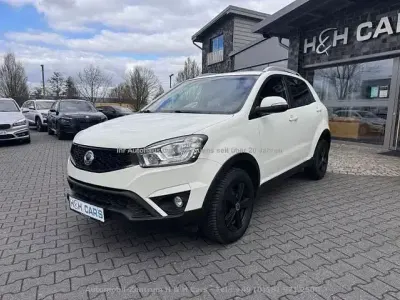 Gebraucht SsangYong Korando Crystal 175 PS (128 kW) 2017 Weiß SUV