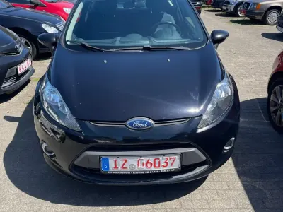 Gebraucht Ford Fiesta 81 PS (59 kW) 2012 Schwarz Limousine