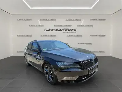 Gebraucht Skoda Superb SportLine 190 PS (139 kW) 2017 Schwarz Kombi