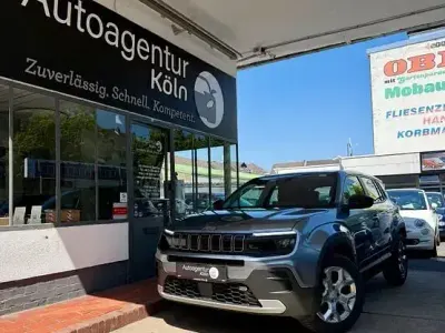 Gebraucht Jeep Avenger 101 PS (74 kW) 2024 Schwarz SUV