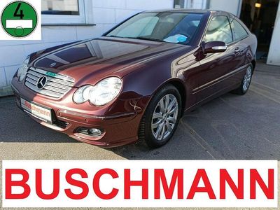 Gebraucht Mercedes C180 143 PS (105 kW) 2008 Rot Coupé