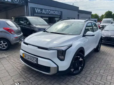 Neu Kia Stonic 101 PS (74 kW) 2026 Schneeweiß SUV