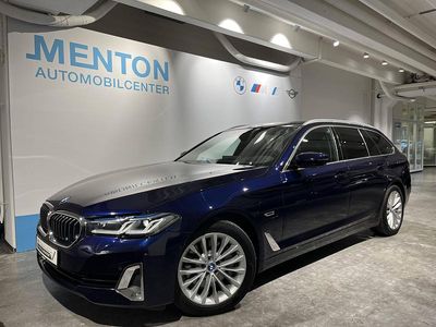 Blau Gebraucht 2022 BMW 530e Luxury Line Kombi | 35.990 € (Fairer Preis)