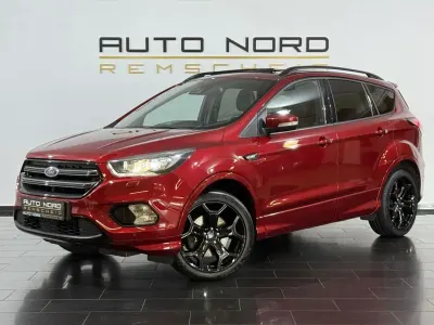 Gebraucht Ford Kuga ST-Line 150 PS (110 kW) 2019 Rot SUV