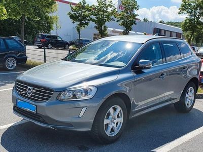 gebraucht Volvo XC60 D4 Momentum Geartronic Momentum