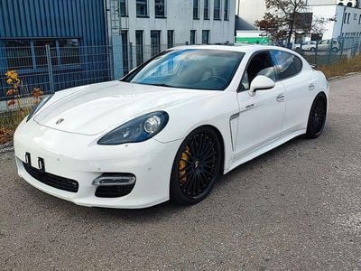 Porsche Panamera Turbo S
