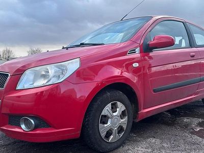 Gebraucht Chevrolet Aveo 84 PS (61 kW) 2010 Rot Kleinwagen
