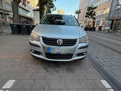 VW Touran Cross