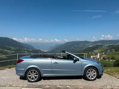 Gebraucht Opel Astra 105 PS (77 kW) 2006 Blau Cabrio
