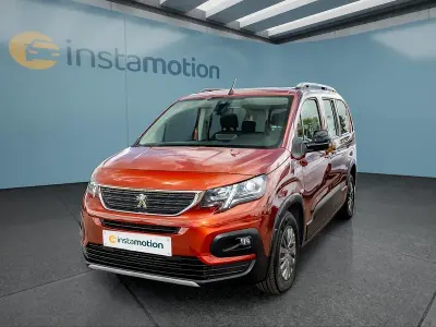Gebraucht Peugeot Rifter 131 PS (96 kW) 2022 Braun Van / Kleinbus