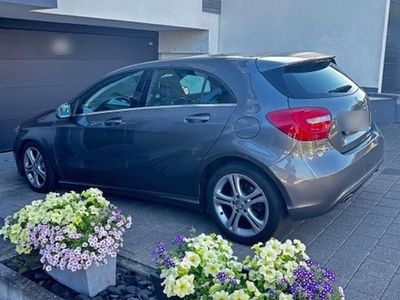 Mercedes A200