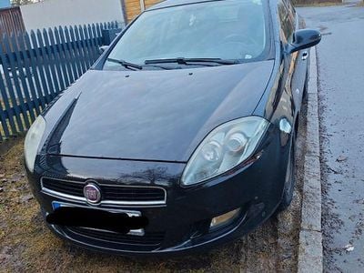 Gebraucht Fiat Bravo Lounge 120 PS (88 kW) 2013 Schwarz Kleinwagen