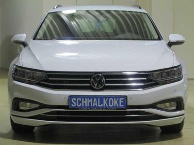 Gebraucht VW Passat Business 150 PS (110 kW) 2023 Glacier white (metallic) Kombi