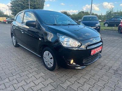 Schwarz Gebraucht 2015 Mitsubishi Space Star Kleinwagen | 5.990 € (Etwas zu teuer)