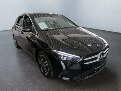 Gebraucht Mercedes B200 Progressive 150 PS (110 kW) 2022 Schwarz Van / Kleinbus