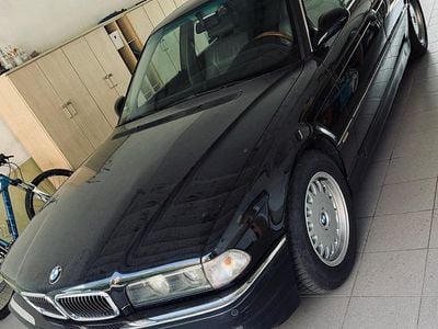 BMW 728