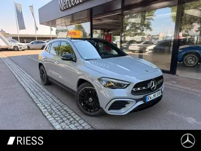 Gebraucht Mercedes GLA200 AMG line 150 PS (110 kW) 2026 Grau SUV
