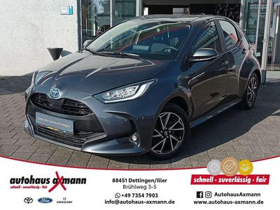 Usata Toyota Yaris Hybrid Comfort 116 CV (85 kW) 2023 Grigio Utilitaria