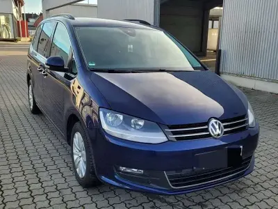 Gebraucht VW Sharan Comfortline 150 PS (110 kW) 2020 Van / Kleinbus