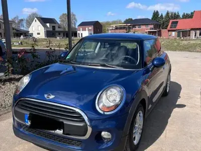 Używany Mini One D 95 KM (69 kW) 2015 Niebieski Hatchback