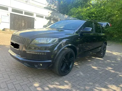 Gebraucht Audi Q7 Ambiente 300 PS (220 kW) 2014 Schwarz SUV