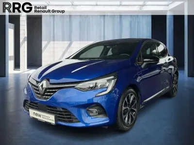 Usata Renault Clio V Techno 91 CV (66 kW) 2023 Blu Utilitaria