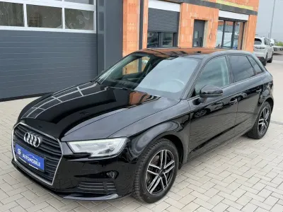 Gebraucht Audi A3 Comfort 116 PS (85 kW) 2019 Schwarz Limousine
