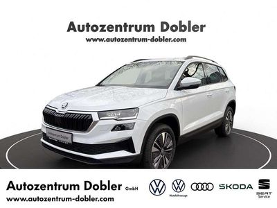 Neu Skoda Karoq 150 PS (110 kW) 2026 Moonweiß perleffekt SUV