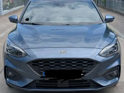 Gebraucht Ford Focus ST-Line 151 PS (111 kW) 2021 Blau Kombi
