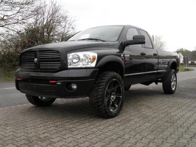 Begagnad Dodge Ram 355 HK (261 kW) 2007 Svart Pickup