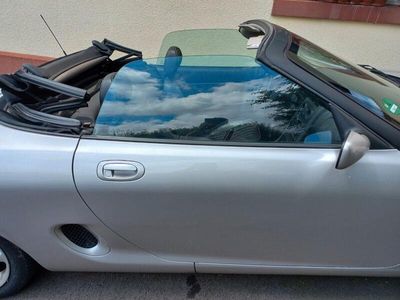 MG F