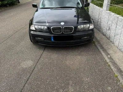 Gebraucht BMW 323 Performance 170 PS (125 kW) 2000 Schwarz Limousine