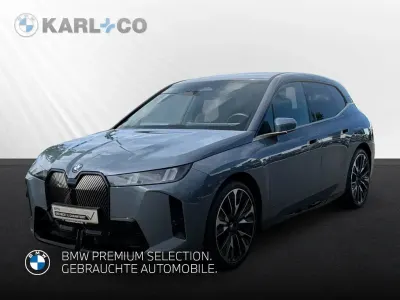 Gebraucht BMW iX M Sport 300 kW (408 PS) 2025 Grau SUV