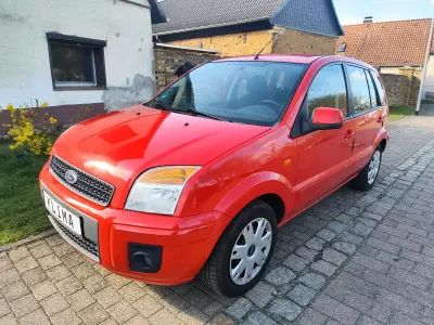 Gebraucht Ford Fusion 75 PS (55 kW) 2010 Rot Kleinwagen