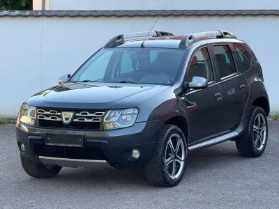 Gebraucht Dacia Duster Prestige 109 PS (80 kW) 2014 Grau SUV