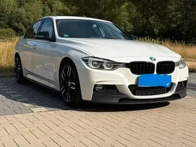 Gebraucht BMW 320 Sport Line 190 PS (139 kW) 2017 Weiß Limousine