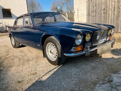 Gebraucht Jaguar XJ12 269 PS (197 kW) 1973 Blau Limousine