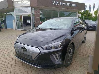 Gebraucht Hyundai Ioniq Premium 100 kW (136 PS) 2020 Phantom black (schwarz) Kleinwagen