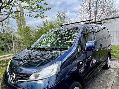 Usata Nissan Evalia Tekna 110 CV (80 kW) 2015 Blu Monovolume