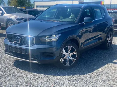 Gebraucht Volvo XC40 Inscription 163 PS (119 kW) 2021 Blau SUV
