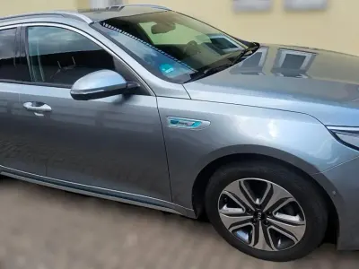 Gebraucht Kia Optima Spirit 224 PS (164 kW) 2018 Silber Kombi