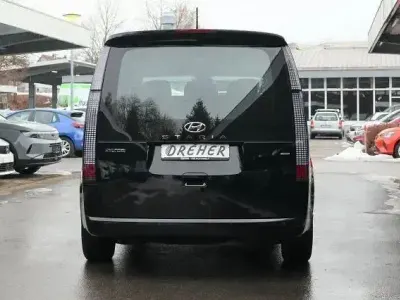 Gebraucht Hyundai Staria Trend 177 PS (130 kW) 2023 Schwarz Van / Kleinbus
