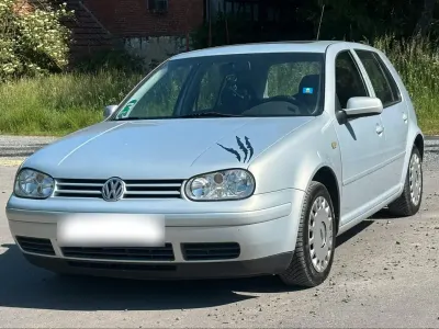 Gebraucht VW Golf IV 101 PS (74 kW) 1999 Silber Kleinwagen