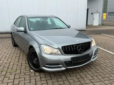 Gebraucht Mercedes C220 170 PS (125 kW) 2011 Silber Limousine