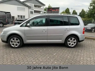 Gebraucht VW Touran Highline 150 PS (110 kW) 2004 Silber Van / Kleinbus