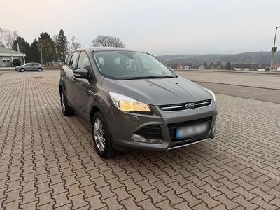 Gebraucht Ford Kuga 163 PS (119 kW) 2014 Grau SUV