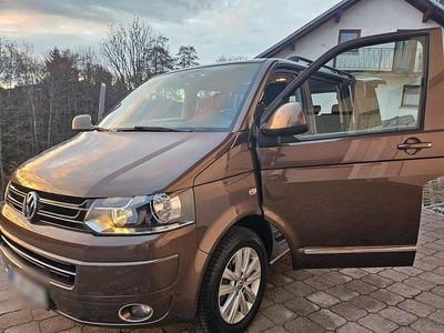 Usata VW T5 Highline 180 CV (132 kW) 2015 Marrone Furgone