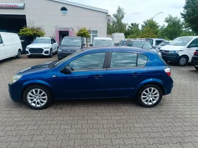 Gebraucht Opel Astra Cosmo 125 PS (91 kW) 2004 Blau Limousine