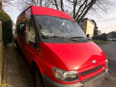 Usado Ford Transit 125 CV (91 kW) 2005 Negro Monovolumen